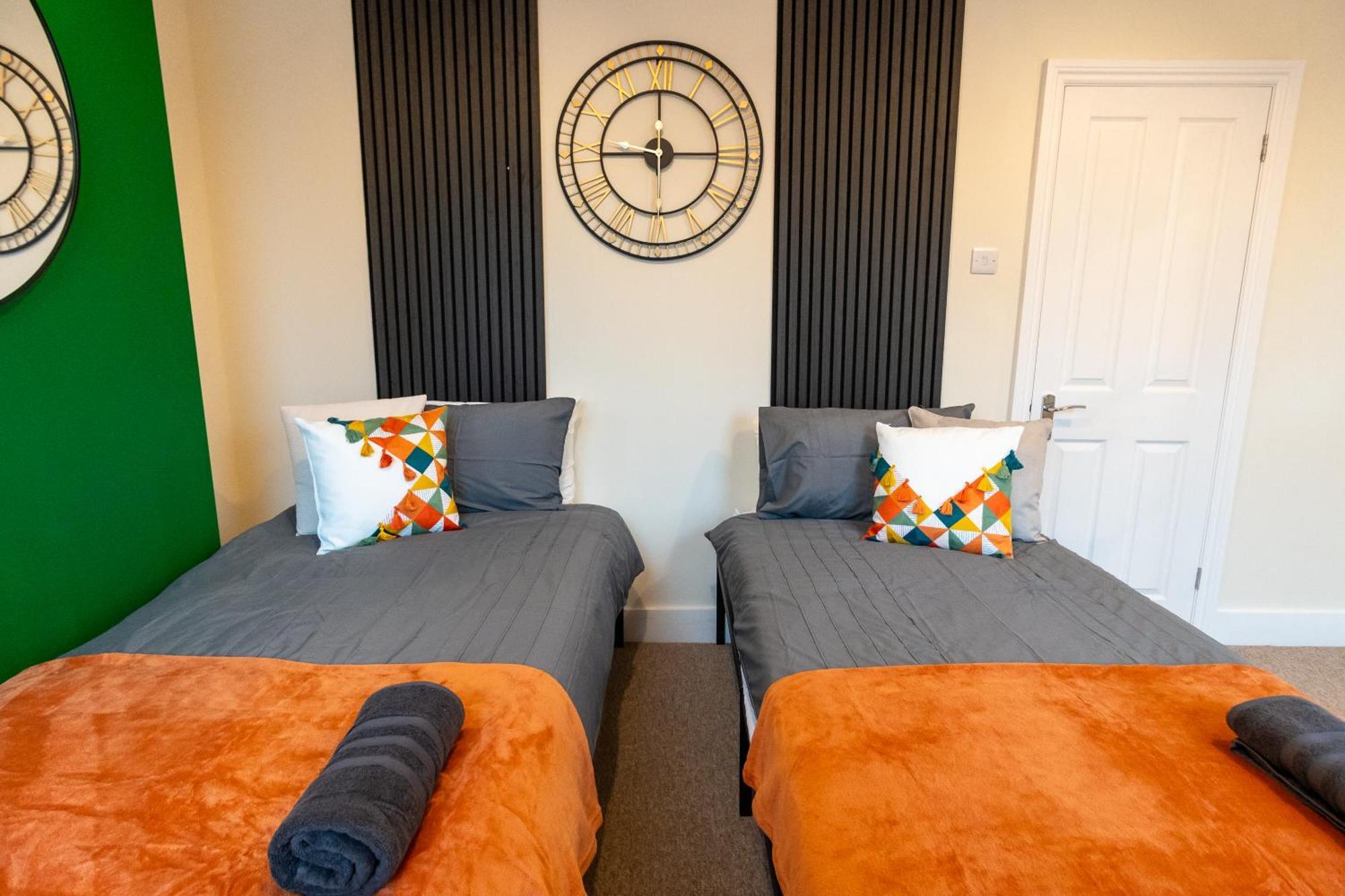 Stylish Gateway-2 Bedroom House -5 Minutes From The Tournoi d'Eastbourne